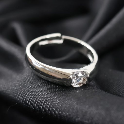 Sterling Oxidised Silver Couple Ring Set (2 Pcs) with Red Love Gift Box – Perfect Gift for Valentine’s Day & Anniversaries - Image 3